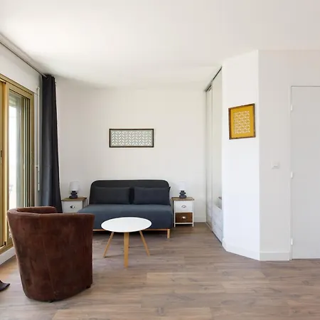Spacieux Studio A 2 Pas De La Apartment